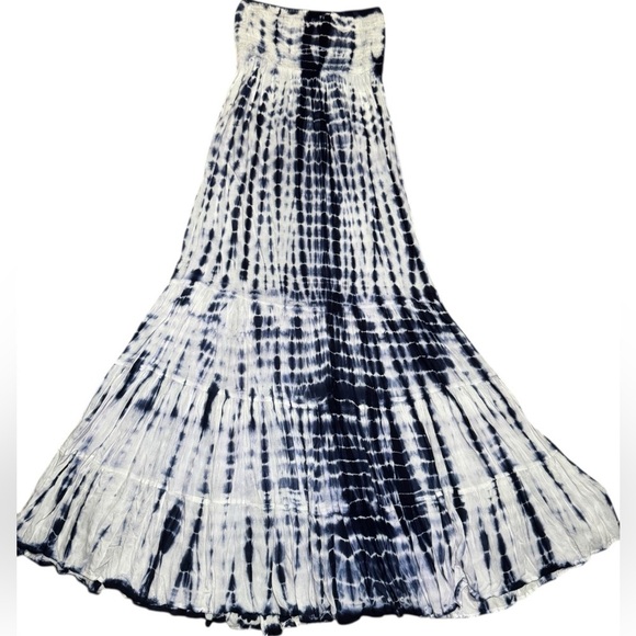 Womens Raviya Tie Dye Strapless Smocked Maxi Dress Cover up Medium White Blue - Picture 4 of 16